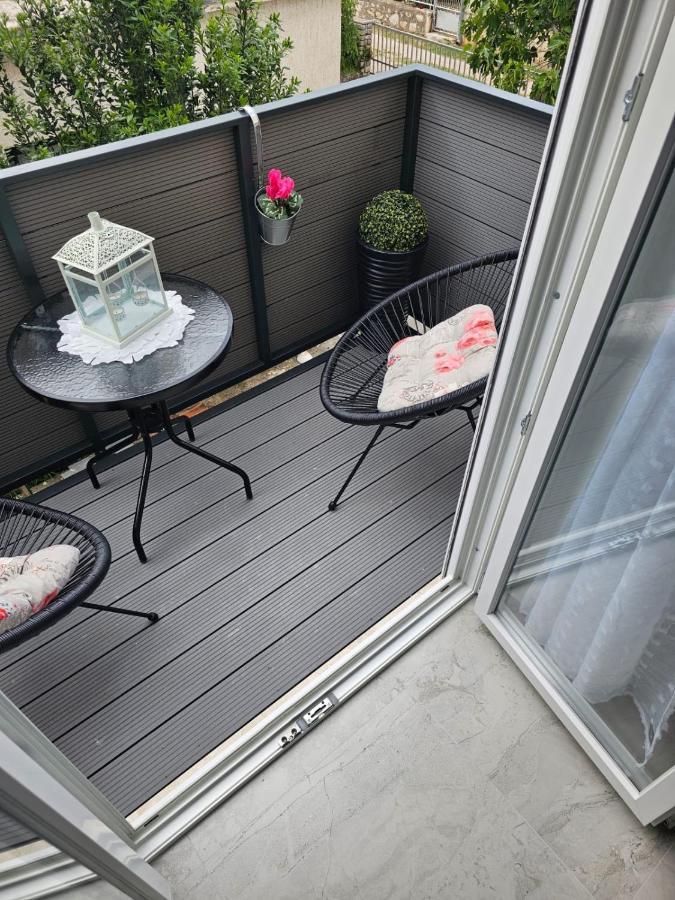 Apartments Miriam Srima โวดีเซ ภายนอก รูปภาพ