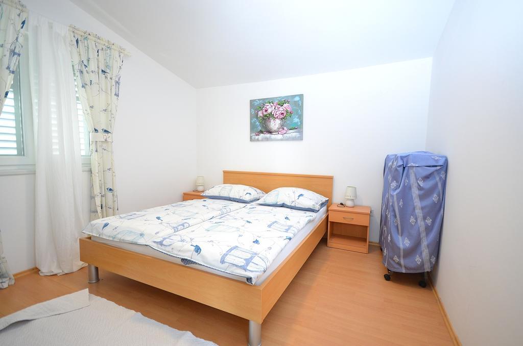 Apartments Miriam Srima โวดีเซ ภายนอก รูปภาพ