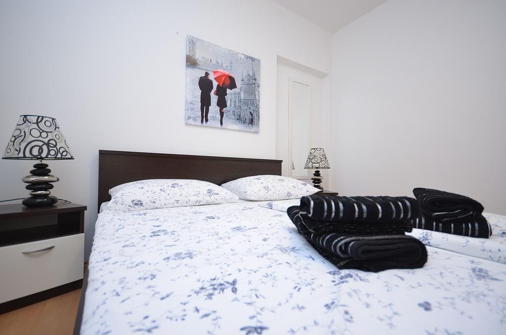 Apartments Miriam Srima โวดีเซ ภายนอก รูปภาพ