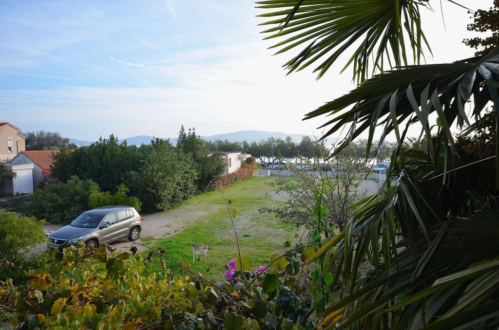 Apartments Miriam Srima โวดีเซ ภายนอก รูปภาพ